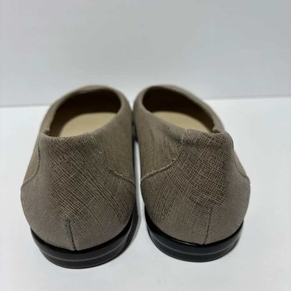 SAS women’s scenic